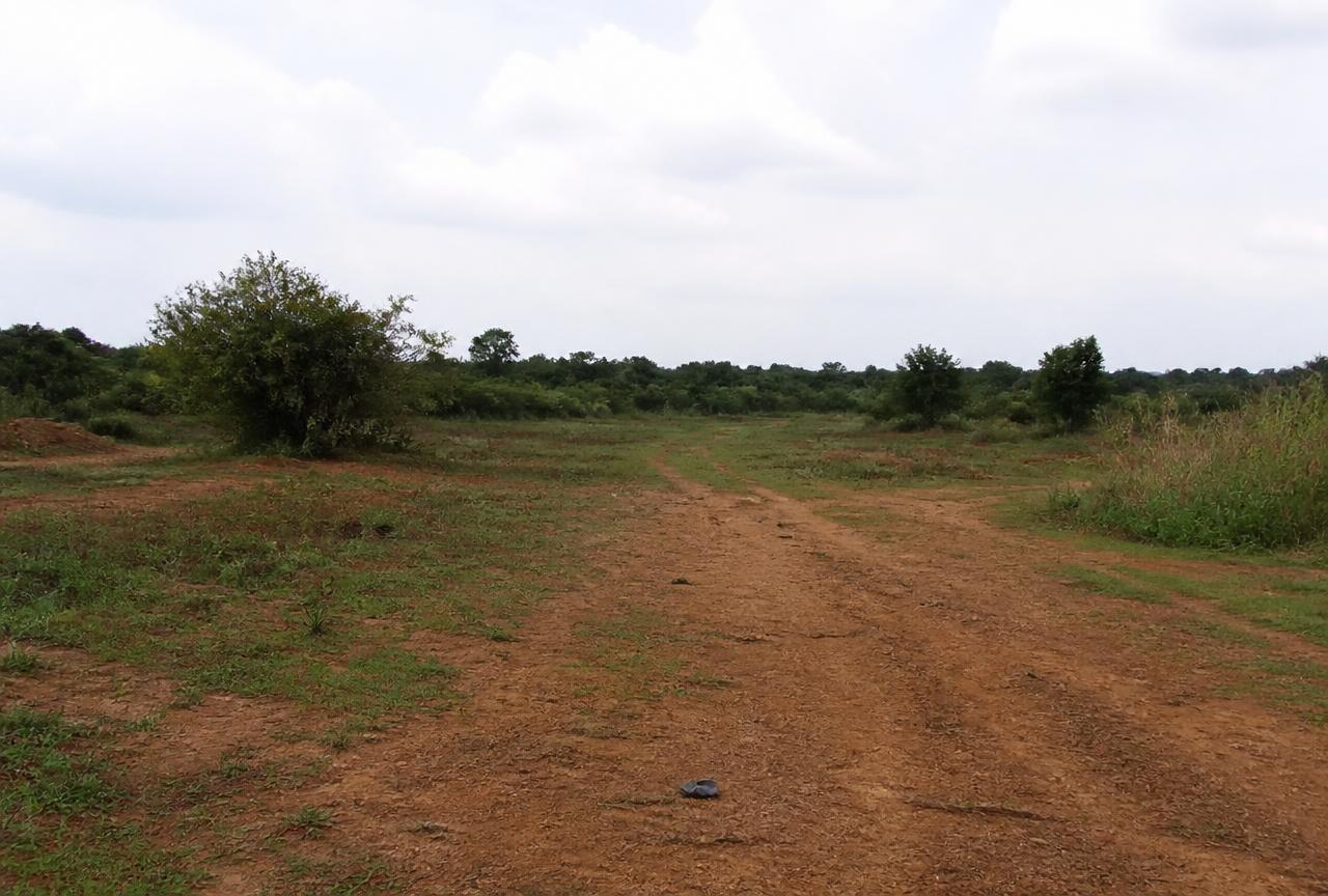 Waru-Apo Land in Waru-Apo, FCT Abuja